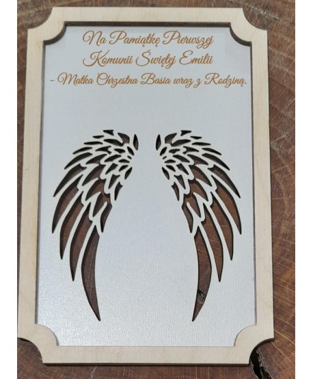 Biała tabliczka 20cm x 15cm baza ramka do aniołka ze skrzydełkami makrama Pamiątka Komunii + imię życzenia