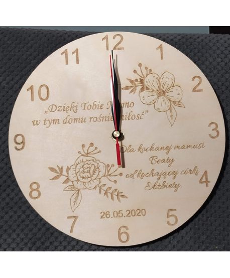 Drewniany zegar grawerowany z życzeniami prezent na Dzień Mamy Taty- pamiątka, upominek, Święto Mamy, Rodziny