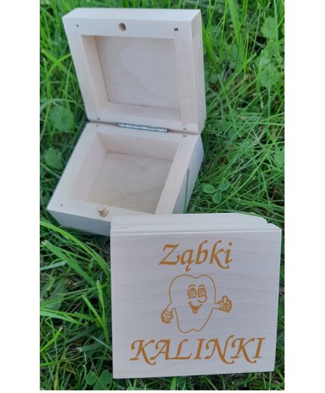 PUDEŁECZKO na pierwszy ząbek drewniane Małe pudełko na ząbki maluszka dziecka
