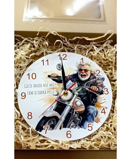 Personalizowany zegar ścienny – prezent na Dzień Babci i Dziadka