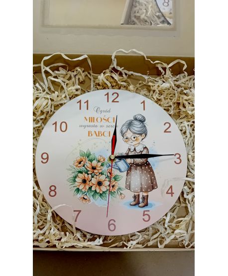 Personalizowany zegar ścienny – prezent na Dzień Babci i Dziadka
