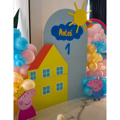 Dekoracje wielkoformatowe domek Świnka świnki Peppa peppy słońce balonami figurki dekoracyjne, dekoracje ścianka