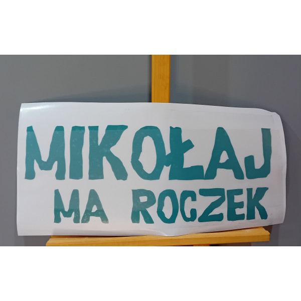 Naklejka samoprzylepnana ściankę dinozaurową dinozaury  napis imię + ma roczek
